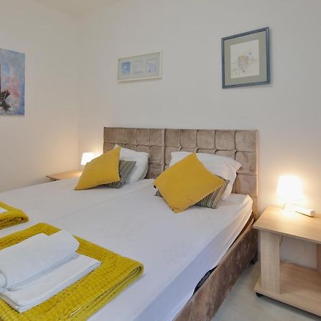 Aviator Apartments & Rooms Nikola Tesla Airport Belgrade Surčin Exteriör bild